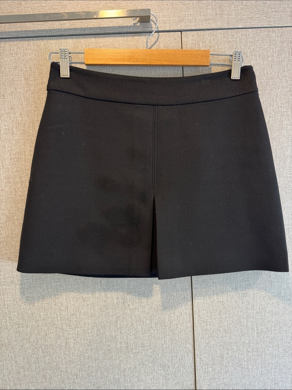 Wilfred Black Front-Slit Skirt
